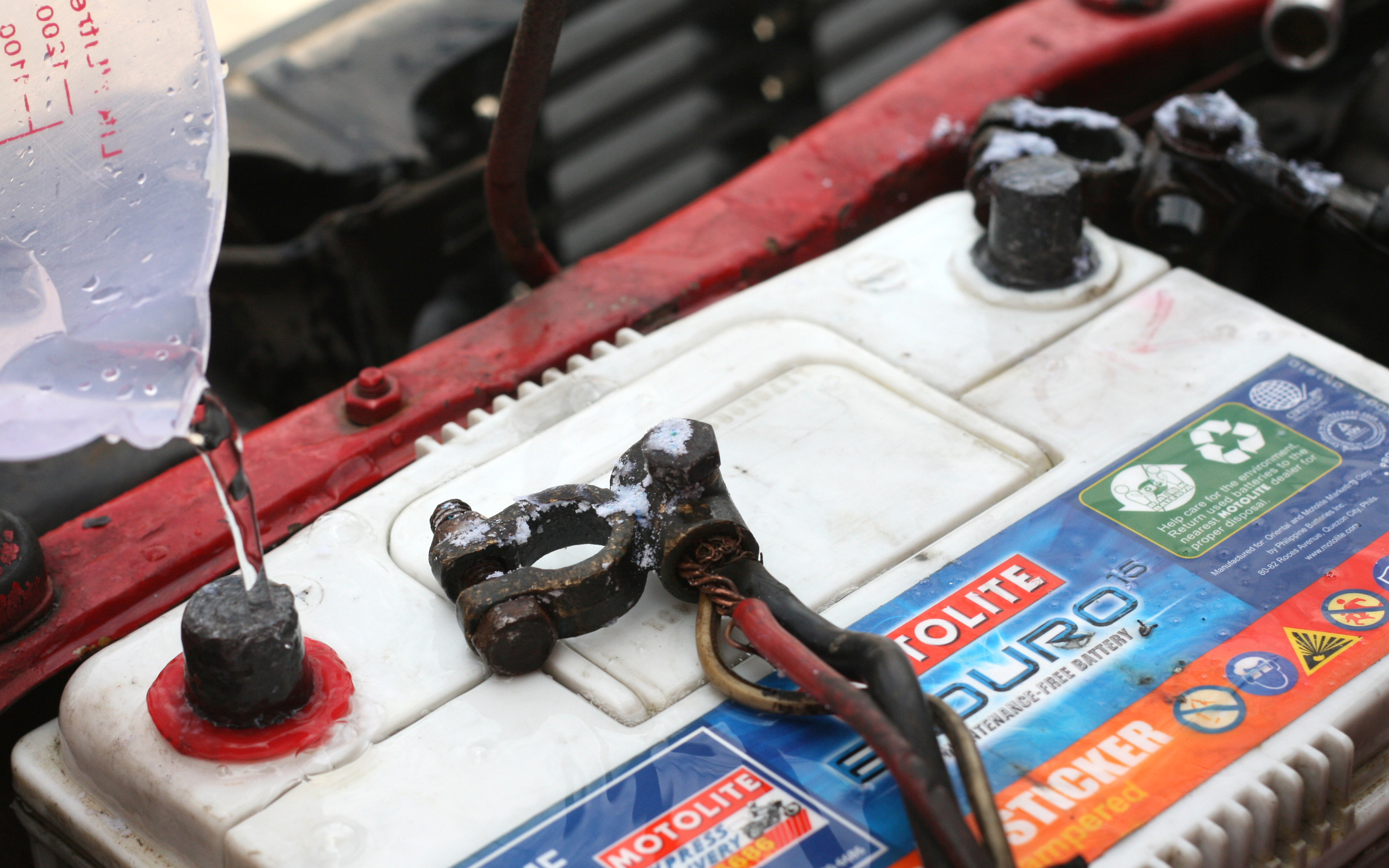 Battery Terminal-Cleaning-Service-2