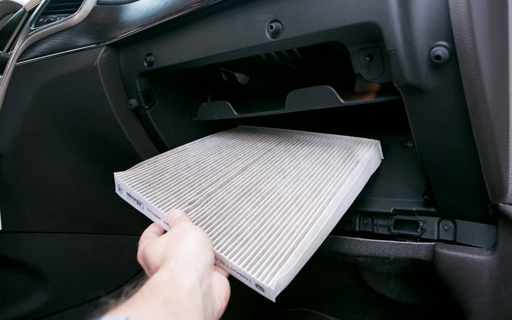 Cabin AC-Filter-Replacement-3