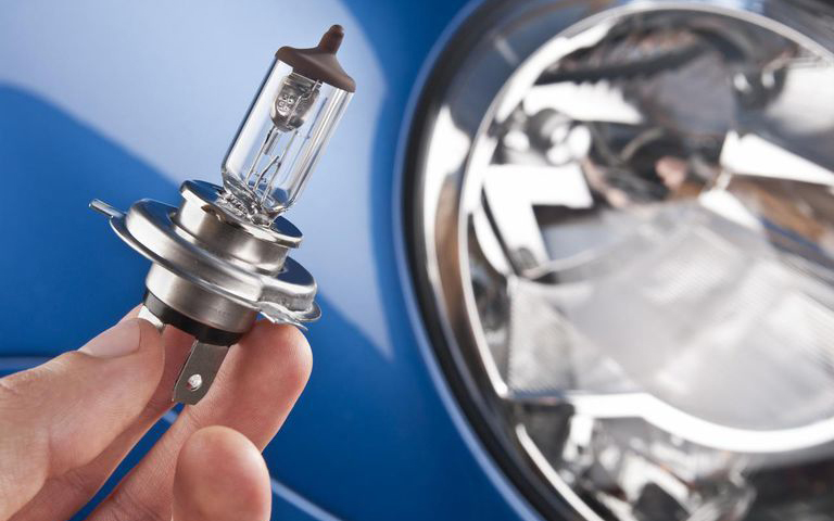 Headlight Bulb-Replacement-Service-3