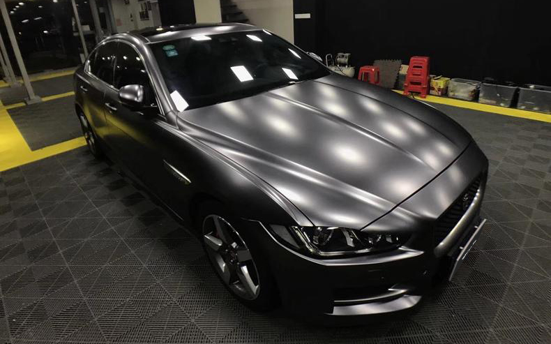 Jaguar%20Anthracite%20Matte%20Metallic 3