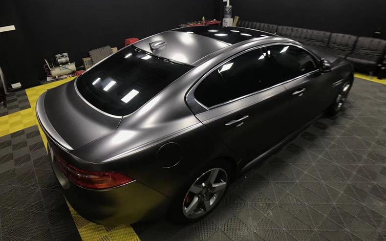 Jaguar%20Anthracite%20Matte%20Metallic 6