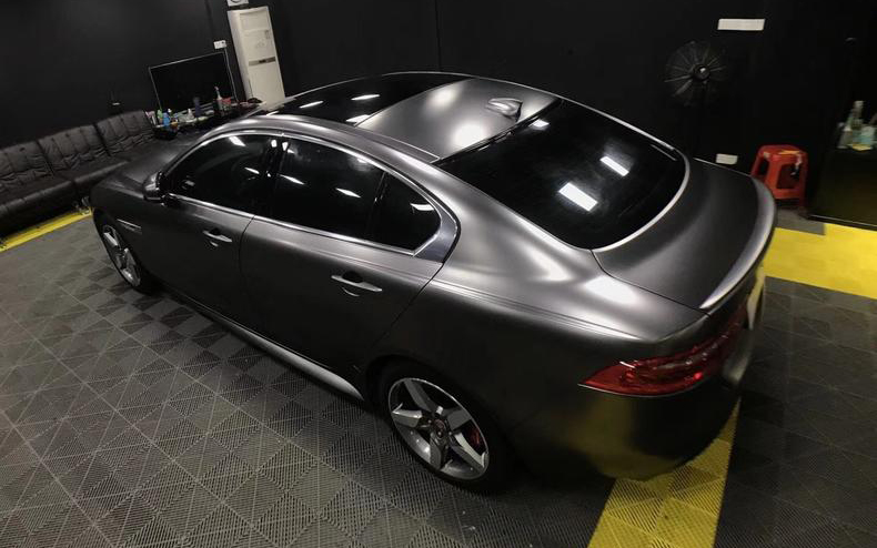 Jaguar%20Anthracite%20Matte%20Metallic 9