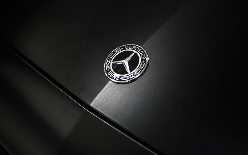 Mercedes%20Matte%20Black 8