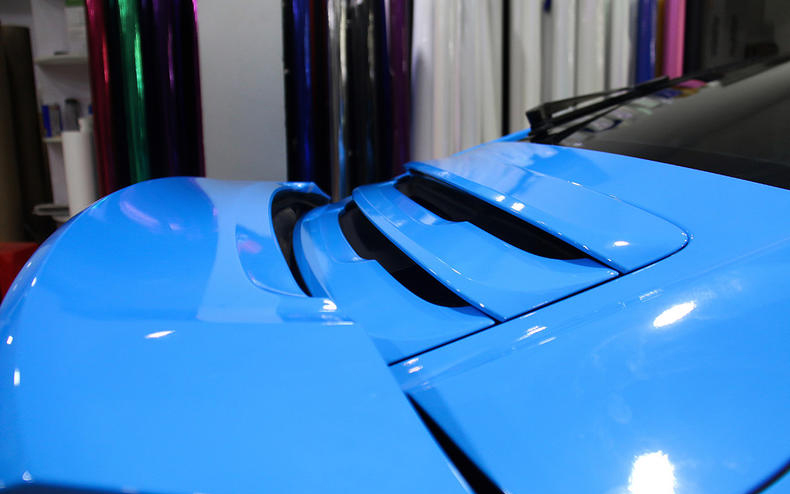 Porsche%20Gloss%20Intense%20Blue 7