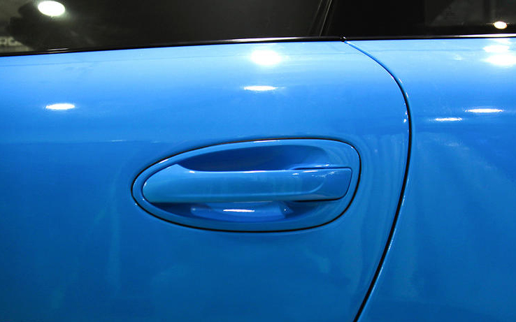 Porsche%20Gloss%20Intense%20Blue 9