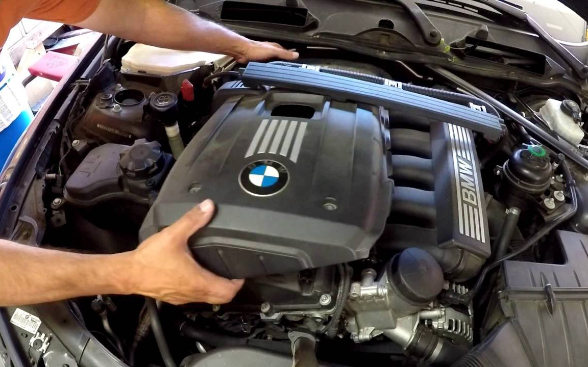 Spark%20Plugs%20Replacement%20Service 3