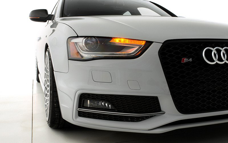 Turn Signal-%28Blinker%29%20Bulb-Replacement-Service-3